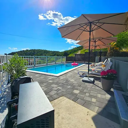 Tomic 3 Lejlighed Makarska